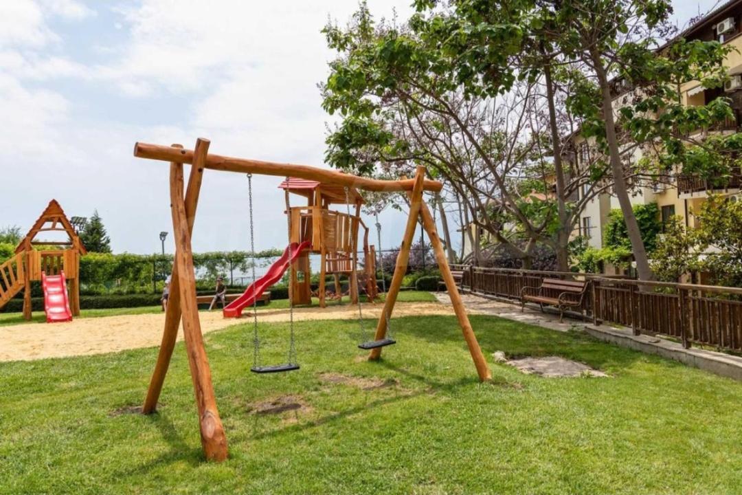Апартамент Ния, Райска Градина / Garden Of Eden Sveti Vlas Buitenkant foto