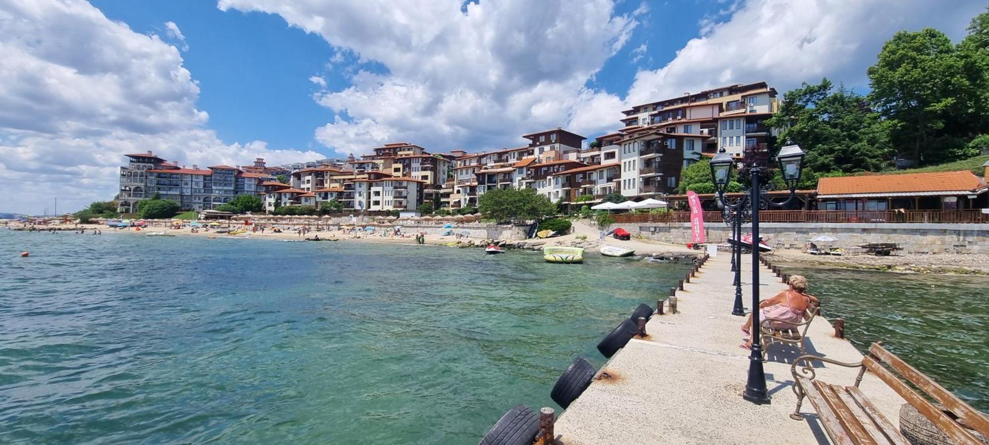 Апартамент Ния, Райска Градина / Garden Of Eden Sveti Vlas Buitenkant foto