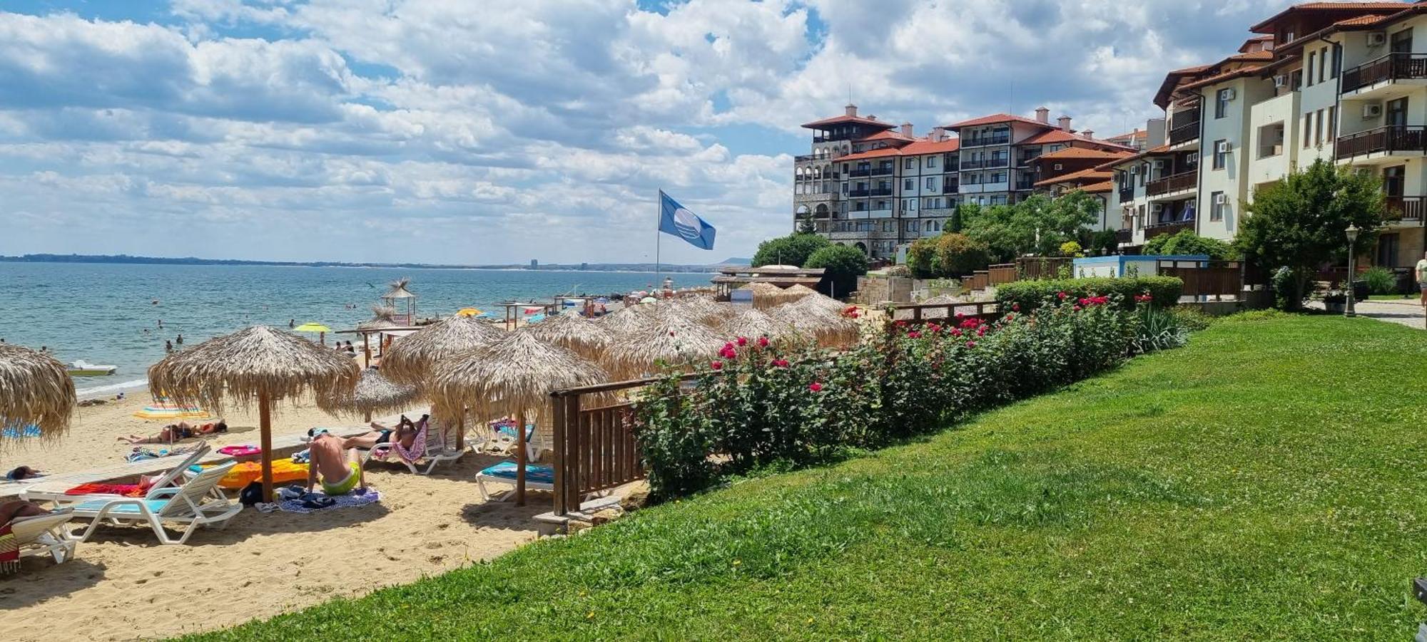 Апартамент Ния, Райска Градина / Garden Of Eden Sveti Vlas Buitenkant foto